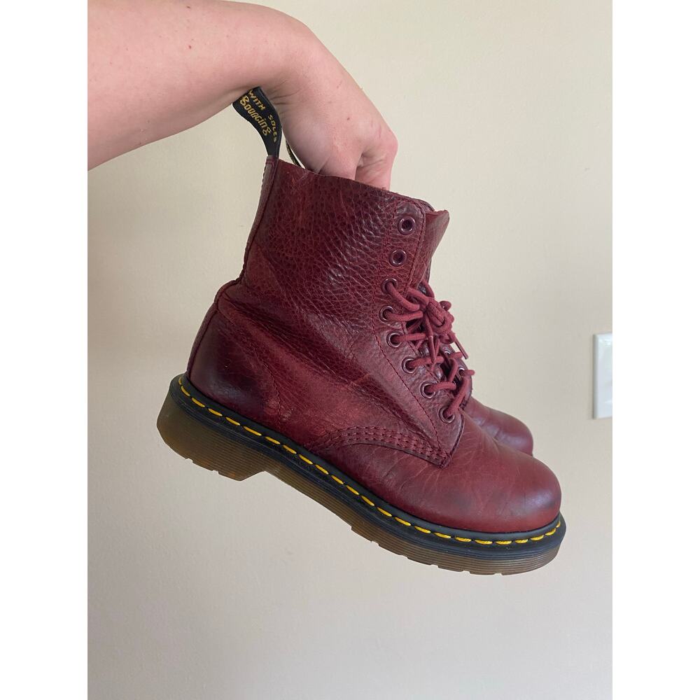 Dr Martens Pascal Red Leather Boots Lace Up Combat Women's Size 6 US